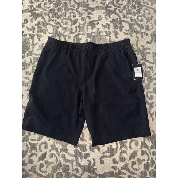 New‎ Under Armour men's black shorts, size 38 - Picture 1 of 7